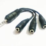 3.5mm Stereo Auxiliary Jack 3in1 Audio Splitter